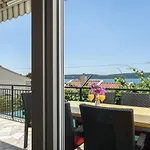 A3-90m2 W Shared Pool & Balcony Next To * Trogir