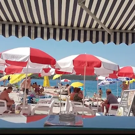 Lejlighed A3-90m2 W Shared Pool & Balcony Next To *