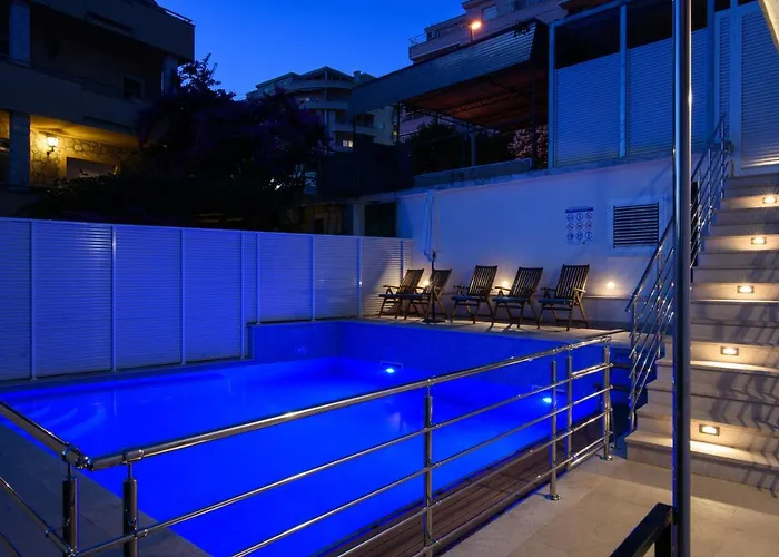 A3-90m2 W Shared Pool & Balcony Next To Lägenhet Trogir